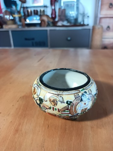 Pot brûle parfume - de, /vide